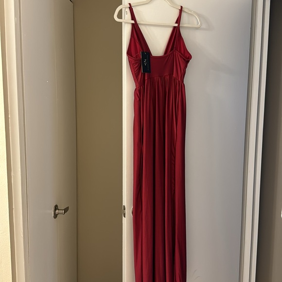 Klassy Network jumpsuit in red size Small - Picture 3 of 5
